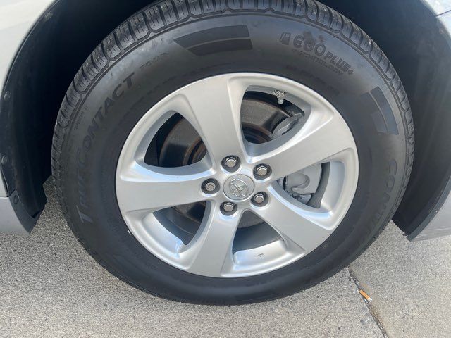 2016 Toyota Sienna LE 8-Passenger V6 Imports and More Inc 2016 Toyota Sienna LE 8-Passenger V6 Imports and More Inc