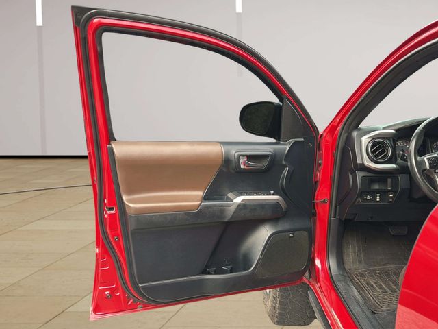 2016 Toyota Tacoma Limited | Alpharetta, GA | Star Motors 2016 Toyota Tacoma Limited | Alpharetta, GA | Star Motors