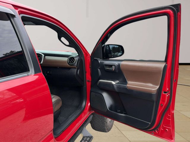 2016 Toyota Tacoma Limited | Alpharetta, GA | Star Motors 2016 Toyota Tacoma Limited | Alpharetta, GA | Star Motors