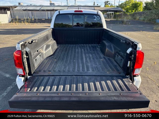 2016 Toyota Tacoma SR
