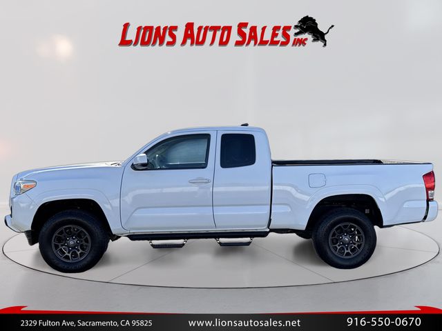 2016 Toyota Tacoma SR