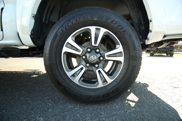 2016 Toyota Tacoma SR5 V6  TRD Sport  TRD Off Road | San Antonio, TX | R&amp;L Certified Auto Group