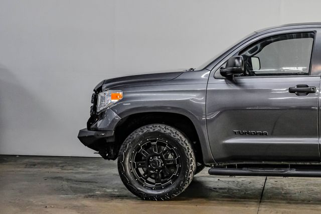 2016 Toyota Tundra SR5 TSS OFF-ROAD 20" TSS WHEELS 33" X/T | Dallas, TX | East Dallas Diesel 2016 Toyota Tundra SR5 TSS OFF-ROAD 20" TSS WHEELS 33" X/T | Dallas, TX | East Dallas Diesel
