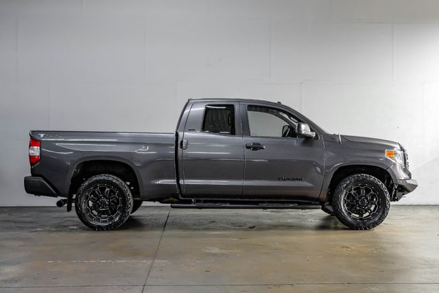 2016 Toyota Tundra SR5 TSS OFF-ROAD 20" TSS WHEELS 33" X/T | Dallas, TX | East Dallas Diesel 2016 Toyota Tundra SR5 TSS OFF-ROAD 20" TSS WHEELS 33" X/T | Dallas, TX | East Dallas Diesel