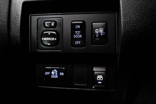 2016 Toyota Tundra SR5 | New York, NY | Spincar Demo Account