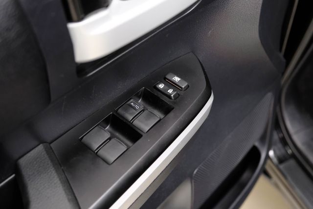 2016 Toyota Tundra SR5 | New York, NY | Spincar Demo Account 2016 Toyota Tundra SR5 | New York, NY | Spincar Demo Account