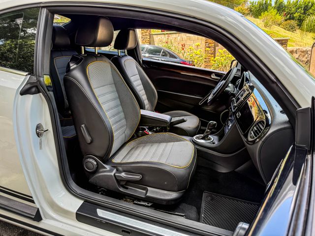 2016 Volkswagen Beetle 1.8T Dune PZEV | Agoura Hills, CA | SoCal Auto Group