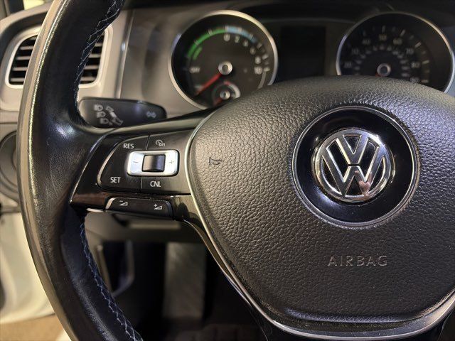 2016 Volkswagen e-Golf SEL Premium
