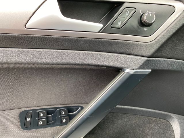 2016 Volkswagen e-Golf SE 3 MONTH/3,000 MILE NATIONAL POWERTRAIN WARRANTY