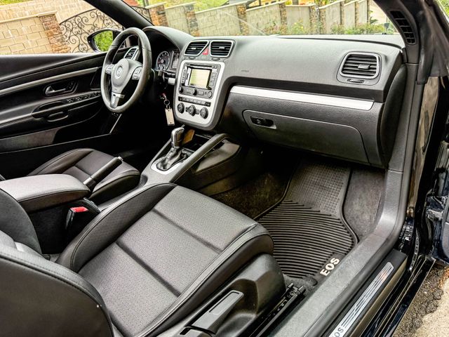 2016 Volkswagen Eos Komfort Edition | Agoura Hills, CA | SoCal Auto Group 2016 Volkswagen Eos Komfort Edition | Agoura Hills, CA | SoCal Auto Group