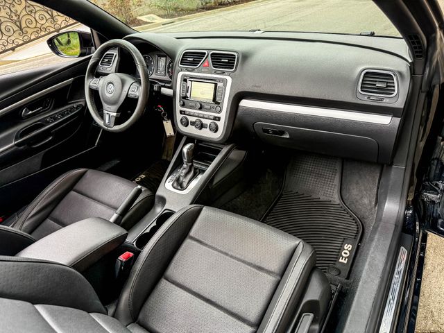 2016 Volkswagen Eos Komfort Edition | Agoura Hills, CA | SoCal Auto Group 2016 Volkswagen Eos Komfort Edition | Agoura Hills, CA | SoCal Auto Group