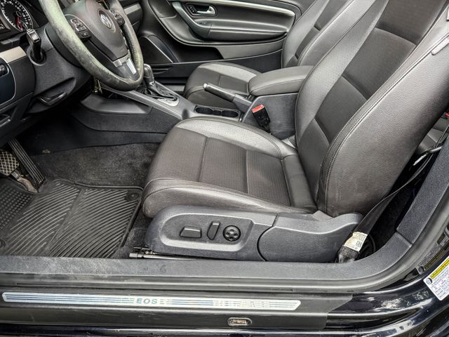 2016 Volkswagen Eos Komfort Edition | Agoura Hills, CA | SoCal Auto Group