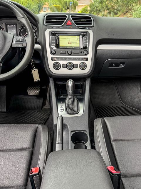 2016 Volkswagen Eos Komfort Edition | Agoura Hills, CA | SoCal Auto Group 2016 Volkswagen Eos Komfort Edition | Agoura Hills, CA | SoCal Auto Group