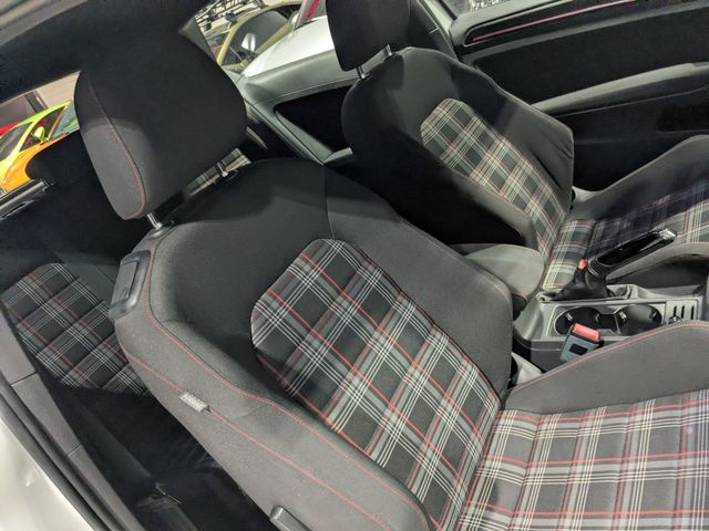 2016 Volkswagen Golf GTI S | Lake Forest IL | Executive Motor Carz 2016 Volkswagen Golf GTI S | Lake Forest IL | Executive Motor Carz