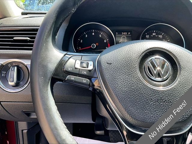 2016 Volkswagen Passat 1.8T SE