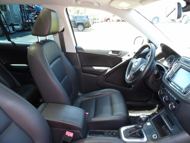 2016 Volkswagen Tiguan 2.0T SE 4Motion | Dalton, GA | Paniagua Auto Mall 2016 Volkswagen Tiguan 2.0T SE 4Motion | Dalton, GA | Paniagua Auto Mall