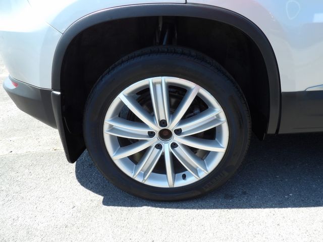 2016 Volkswagen Tiguan 2.0T SE 4Motion | Dalton, GA | Paniagua Auto Mall 2016 Volkswagen Tiguan 2.0T SE 4Motion | Dalton, GA | Paniagua Auto Mall