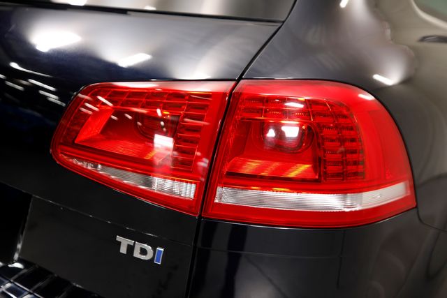 2016 Volkswagen Touareg TDI Lux | Burbank, California | MDK International 2016 Volkswagen Touareg TDI Lux | Burbank, California | MDK International