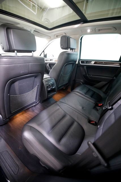 2016 Volkswagen Touareg TDI Lux | Burbank, California | MDK International 2016 Volkswagen Touareg TDI Lux | Burbank, California | MDK International