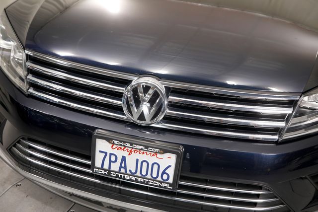 2016 Volkswagen Touareg TDI Lux | Burbank, California | MDK International 2016 Volkswagen Touareg TDI Lux | Burbank, California | MDK International