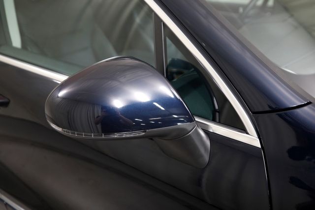 2016 Volkswagen Touareg TDI Lux | Burbank, California | MDK International 2016 Volkswagen Touareg TDI Lux | Burbank, California | MDK International