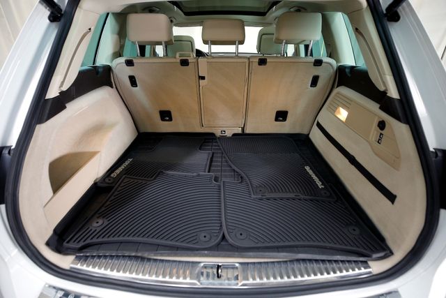 2016 Volkswagen Touareg TDI Lux | Burbank, California | MDK International 2016 Volkswagen Touareg TDI Lux | Burbank, California | MDK International