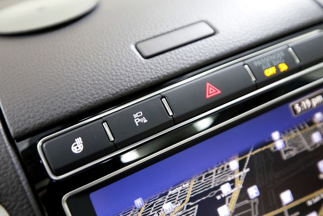 2016 Volkswagen Touareg TDI Lux | Burbank, California | MDK International 2016 Volkswagen Touareg TDI Lux | Burbank, California | MDK International