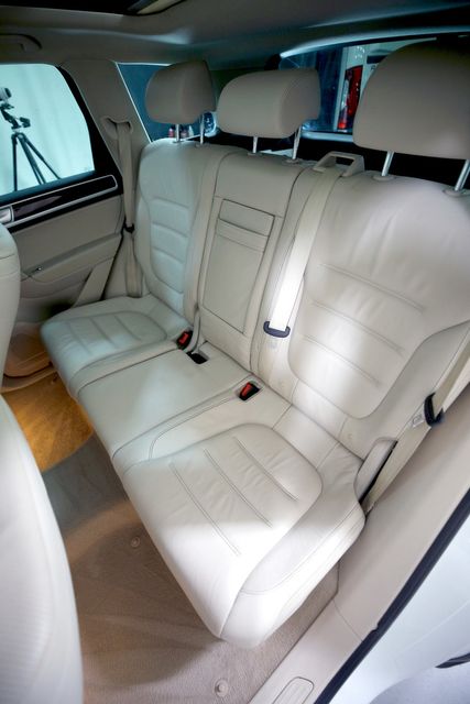 2016 Volkswagen Touareg TDI Lux | Burbank, California | MDK International