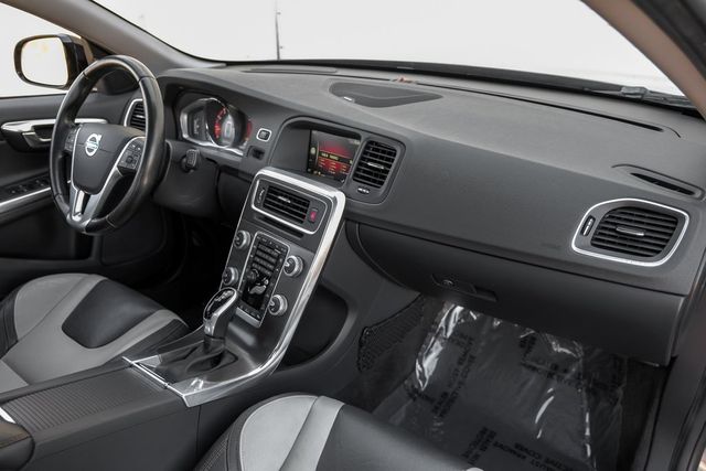 2016 Volvo S60 Cross Country T5 Platinum Tech Pkg Adaptive Cruise Heated Seats 2016 Volvo S60 Cross Country T5 Platinum Tech Pkg Adaptive Cruise Heated Seats