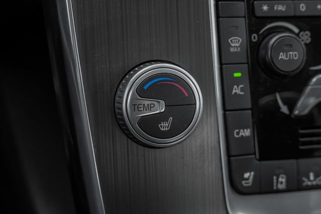 2016 Volvo S60 Cross Country T5 Platinum Tech Pkg Adaptive Cruise Heated Seats 2016 Volvo S60 Cross Country T5 Platinum Tech Pkg Adaptive Cruise Heated Seats