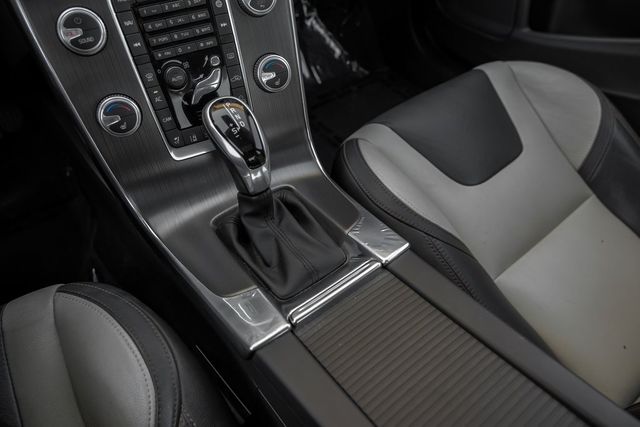 2016 Volvo S60 Cross Country T5 Platinum Tech Pkg Adaptive Cruise Heated Seats 2016 Volvo S60 Cross Country T5 Platinum Tech Pkg Adaptive Cruise Heated Seats