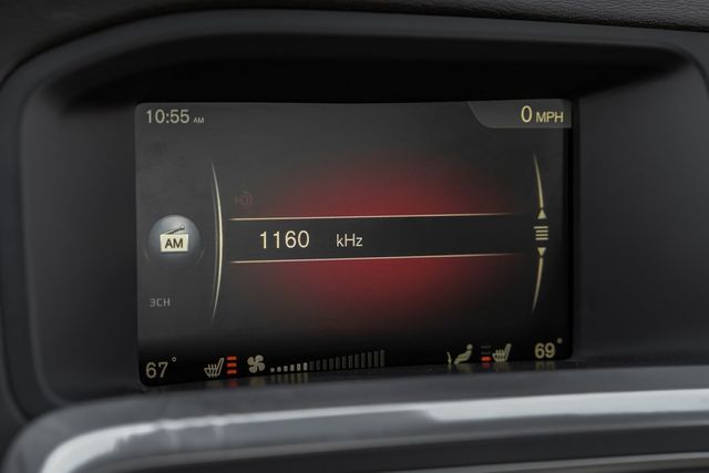 2016 Volvo S60 Cross Country T5 Platinum Tech Pkg Adaptive Cruise Heated Seats 2016 Volvo S60 Cross Country T5 Platinum Tech Pkg Adaptive Cruise Heated Seats