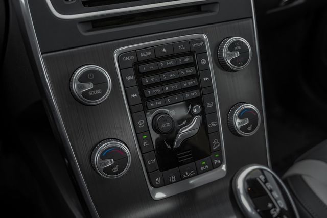 2016 Volvo S60 Cross Country T5 Platinum Tech Pkg Adaptive Cruise Heated Seats 2016 Volvo S60 Cross Country T5 Platinum Tech Pkg Adaptive Cruise Heated Seats