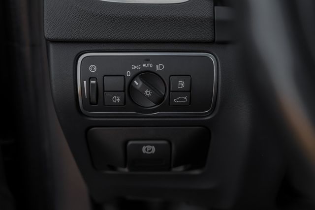 2016 Volvo S60 Cross Country T5 Platinum Tech Pkg Adaptive Cruise Heated Seats 2016 Volvo S60 Cross Country T5 Platinum Tech Pkg Adaptive Cruise Heated Seats