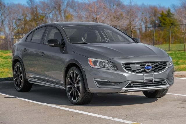 2016 Volvo S60 Cross Country T5 Platinum Tech Pkg Adaptive Cruise Heated Seats 2016 Volvo S60 Cross Country T5 Platinum Tech Pkg Adaptive Cruise Heated Seats