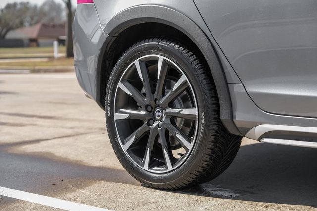 2016 Volvo S60 Cross Country T5 Platinum Tech Pkg Adaptive Cruise Heated Seats 2016 Volvo S60 Cross Country T5 Platinum Tech Pkg Adaptive Cruise Heated Seats