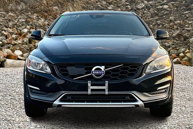 2016 Volvo V60 Cross Country T5