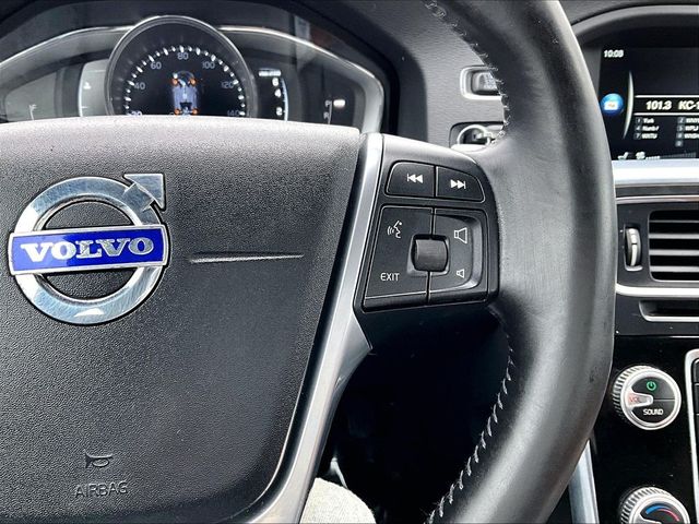 2016 Volvo V60 T5 Drive-E Premier