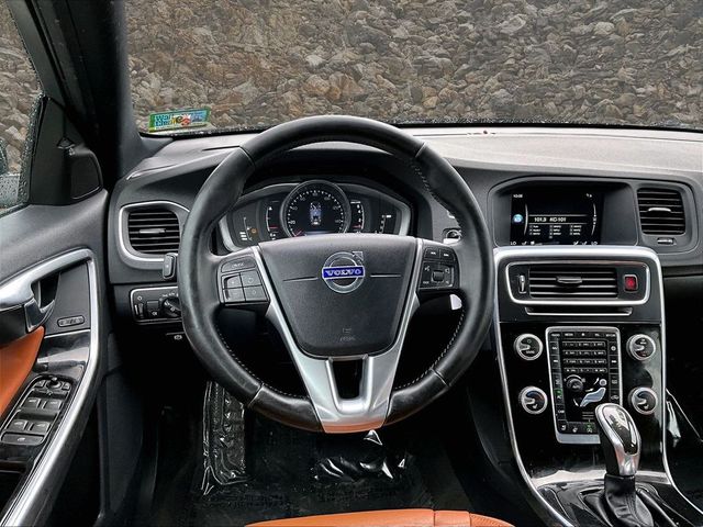 2016 Volvo V60 T5 Drive-E Premier