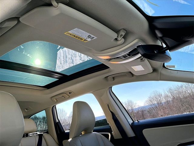 2016 Volvo XC60 T6 Drive-E