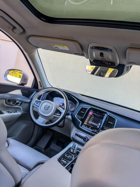 2016 Volvo XC90 T8 eAWD Momentum | Agoura Hills, CA | SoCal Auto Group 2016 Volvo XC90 T8 eAWD Momentum | Agoura Hills, CA | SoCal Auto Group