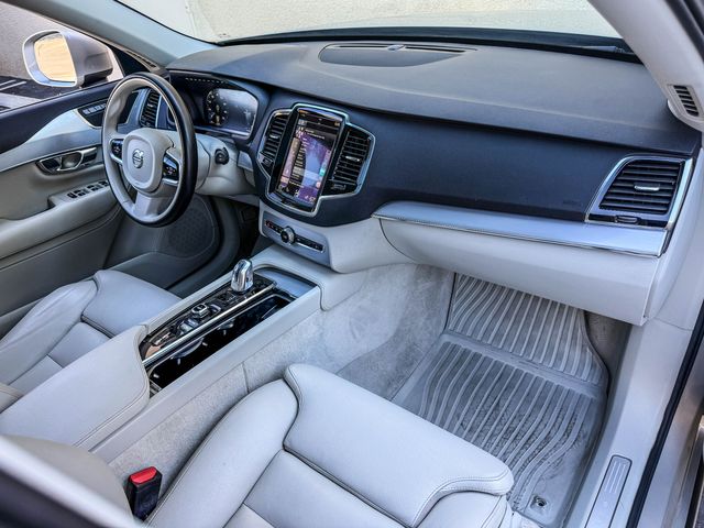 2016 Volvo XC90 T8 eAWD Momentum | Agoura Hills, CA | SoCal Auto Group 2016 Volvo XC90 T8 eAWD Momentum | Agoura Hills, CA | SoCal Auto Group