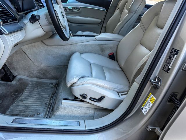 2016 Volvo XC90 T8 eAWD Momentum | Agoura Hills, CA | SoCal Auto Group 2016 Volvo XC90 T8 eAWD Momentum | Agoura Hills, CA | SoCal Auto Group