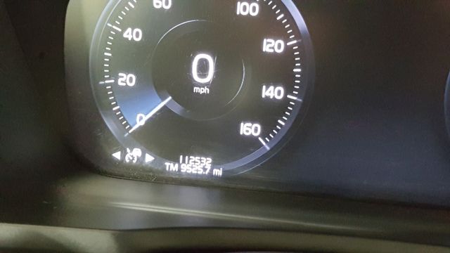 2016 Volvo XC90 T6 Momentum | Carrollton, TX | Legend Motorcars of Carrollton