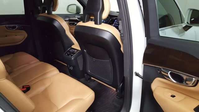 2016 Volvo XC90 T6 Momentum | Carrollton, TX | Legend Motorcars of Carrollton