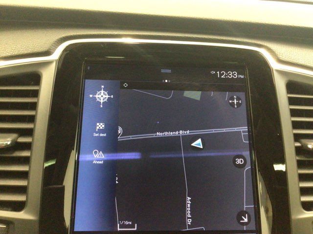 2016 Volvo XC90 T6 Momentum