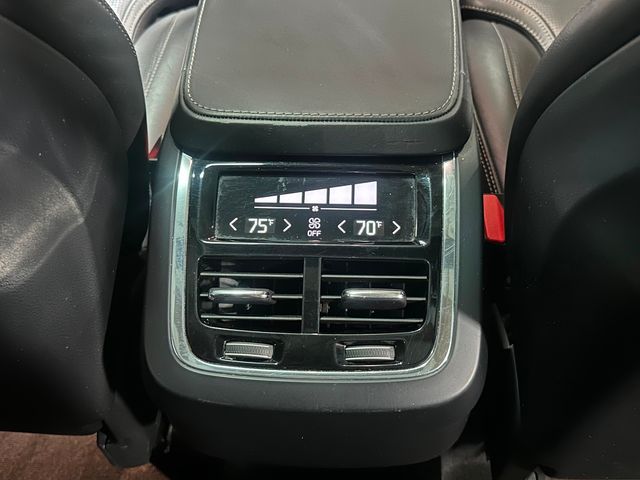 2016 Volvo XC90 T6 Inscription | Van Nuys, CA | Stellar Auto INC.