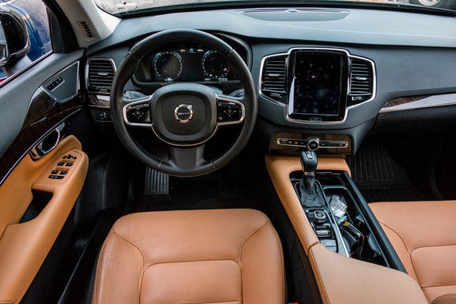 2016 Volvo XC90 T6 Momentum | Van Nuys, CA | Stellar Auto INC.