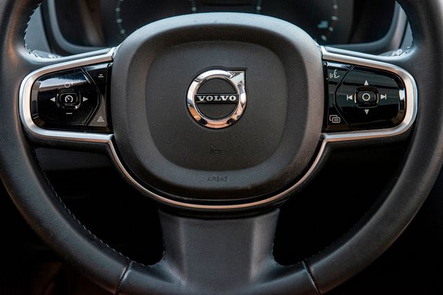 2016 Volvo XC90 T6 Momentum | Van Nuys, CA | Stellar Auto INC. 2016 Volvo XC90 T6 Momentum | Van Nuys, CA | Stellar Auto INC.