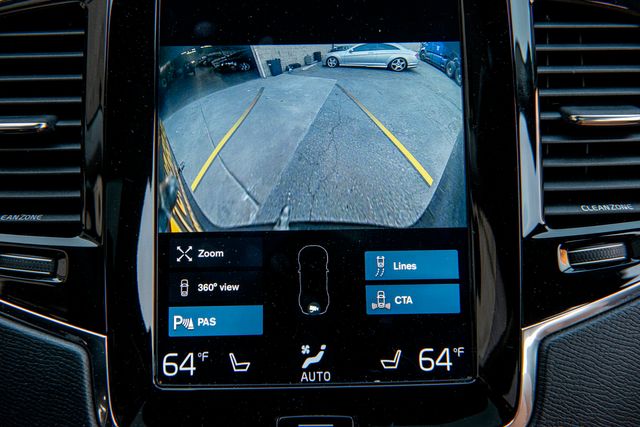 2016 Volvo XC90 T6 Momentum | Van Nuys, CA | Stellar Auto INC.